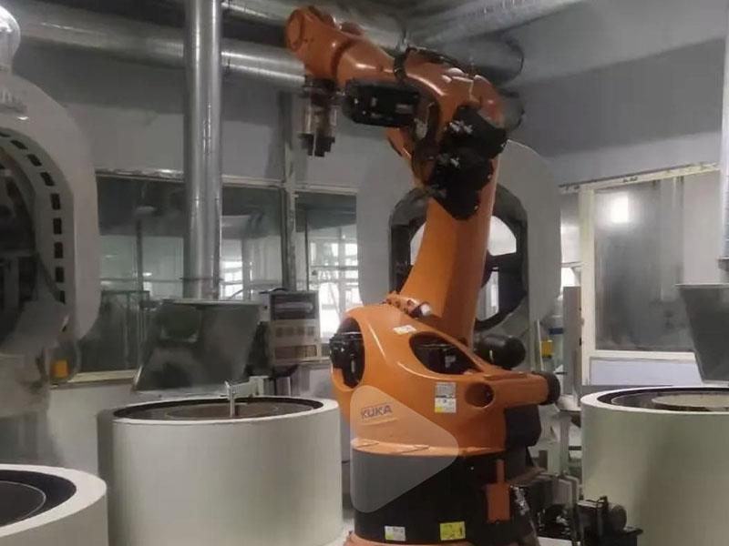 六軸機器人制殼